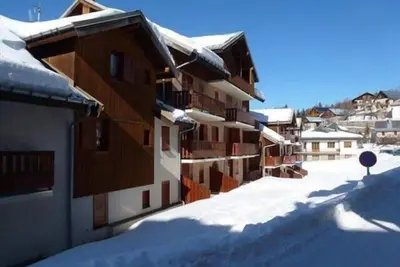Image de 3ème étage, balcon, casier à ski, 41m², Valloire