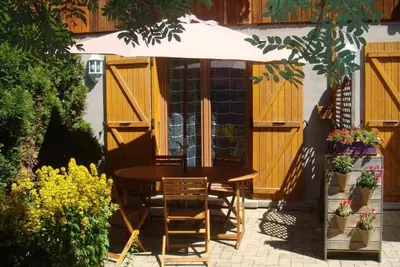 Image de À 300m des pistes de ski, 2ème étage, terrasse, parking, casier à ski, 40m², Valloire