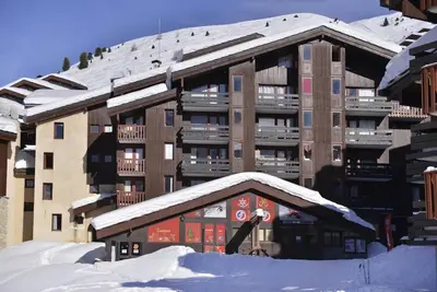 Image de 100m du centre station, 4ème étage, balcon, télévision, 21m², La Plagne
