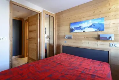 Image de À 100m des pistes de ski, 3ème étage, vue montagne, balcon, télévision, casier à ski, 124m²