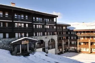 Image de À 100m des pistes de ski, 5ème étage, balcon, télévision, casier à ski, 115m², Montchavin La Plagne