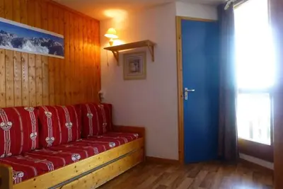 Image de À 150m des pistes de ski, 3ème étage, balcon, télévision, casier à ski, 20m², Peisey-Vallandry