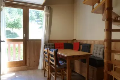 Image de À 150m des pistes de ski, 3ème étage, balcon, télévision, casier à ski, 35m², Peisey-Vallandry