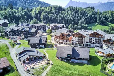 Image de À 250m des pistes de ski, Rez-de-chaussée, balcon, casier à ski, 44m², Morillon