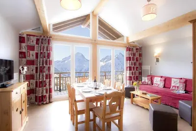 Image de Pied des pistes de ski, remise en forme, télévision, casier à ski, 27m², Les 2 Alpes