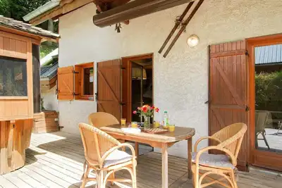 Image de Chalet, à 250m des remontées, remise en forme, sauna, terrasse, balcon, cheminée ou poêle à bois