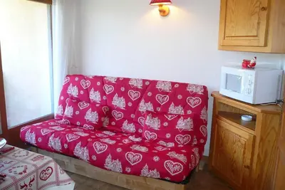 Image de Rez-de-chaussée, vue montagne, balcon, parking, télévision, casier à ski, 23m², Combloux