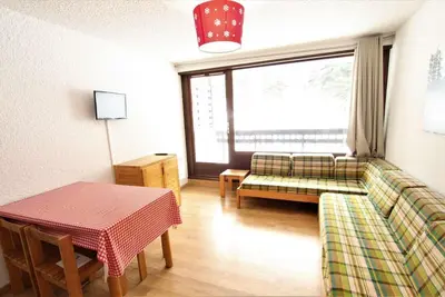 Image de 100m du centre station, piscine, balcon, 28m², Serre Chevalier