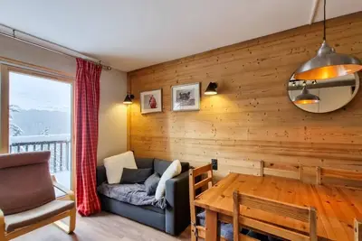 Image de À 200m des pistes de ski, 4ème étage, balcon, télévision, casier à ski, 37m², Flaine