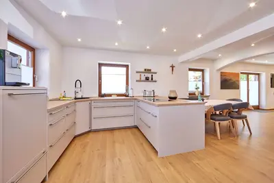 Image de Enjoy the new vacation apartment in a prime location with a 10% weekly discount