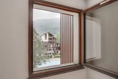 Image de 2ème étage, vue montagne, piscine, balcon, télévision, 21m², Les Arcs