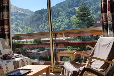 Image de 2ème étage, balcon, parking, télévision, casier à ski, 53m², Valloire