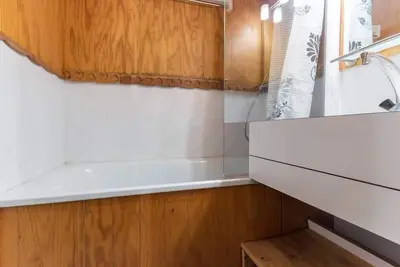 Image de À 200m des pistes de ski, Rez-de-chaussée, vue vallée, balcon, télévision, casier à ski, 33m²