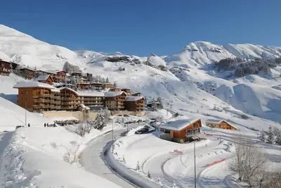 Image de À 50m des pistes de ski, 2ème étage, télévision, 20m², Orcières Merlette 1850