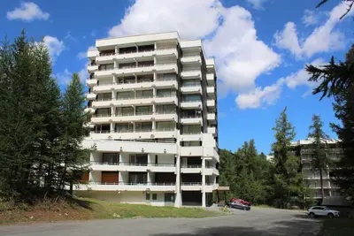Image de 200m du centre station, 4ème étage, balcon, télévision, casier à ski, 45m², Vars