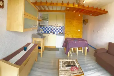 Image de 1er étage, vue montagne, balcon, parking, télévision, 27m², Villard de Lans