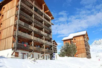 Image de 200m du centre station, vue montagne, balcon, télévision, 31m², Superdévoluy