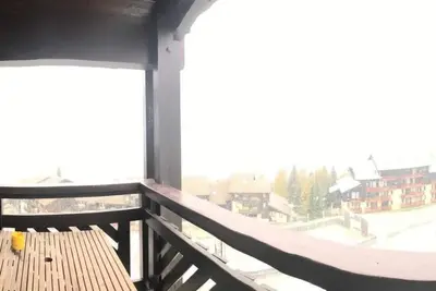 Image de À 100m des pistes de ski, 2ème étage, balcon, télévision, casier à ski, 24m², Montalbert