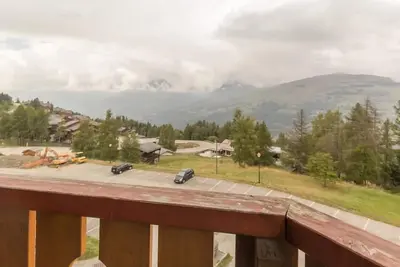 Image de Wifi, à 150m des pistes de ski, 4ème étage, vue vallée, balcon, télévision, casier à ski, 37m²