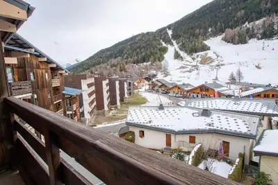 Image de À 130m des pistes de ski, 4ème étage, balcon, parking, télévision, casier à ski, 35m², La Norma