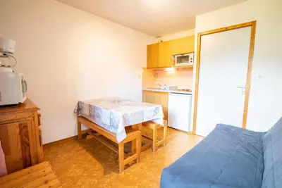 Image de À 350m des remontées, 2ème étage, balcon, télévision, casier à ski, 25m², La Norma