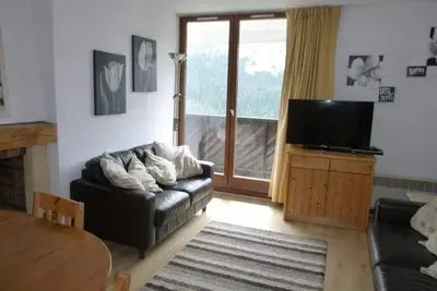 Image de À 20m des remontées, 3ème étage, balcon, télévision, casier à ski, 48m², Flaine
