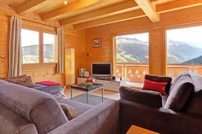 Image de Chalet, sauna, balcon, cheminée ou poêle à bois, parking, télévision, 135m², Thyon