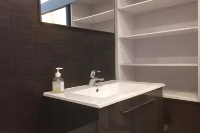 Image de À 10m des pistes de ski, vue montagne, balcon, télévision, casier à ski, 26m², La Plagne