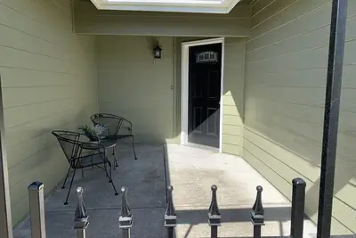 Image de Casa 25-Fabulous Location for Wac track and field