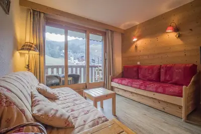 Image de Pied des pistes de ski, 4ème étage, vue pistes de ski, balcon, télévision, casier à ski, 31m²