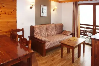 Image de Pied des pistes de ski, 3ème étage, piscine, sauna, balcon, télévision, casier à ski, 40m²