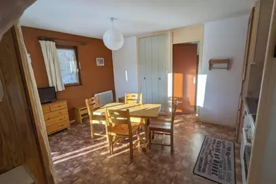 Image de À 10m des pistes de ski, étage -1, balcon, casier à ski, 31m², Aussois