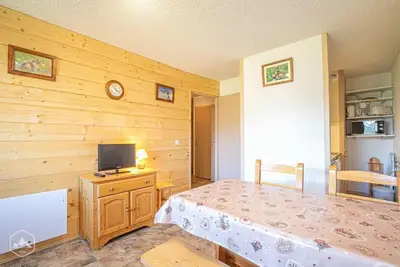 Image de 3ème étage, balcon, télévision, casier à ski, 30m², Aussois