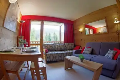 Image de À 5m des pistes de ski, 7ème étage, vue montagne, balcon, télévision, casier à ski, 24m², Valmorel