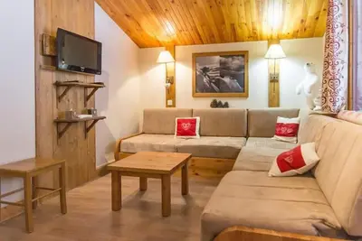 Image de À 150m des pistes de ski, 3ème étage, balcon, télévision, casier à ski, 41m², Montchavin La Plagne