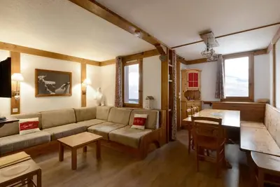Image de À 150m des pistes de ski, 1er étage, balcon, télévision, casier à ski, 76m², Montchavin La Plagne