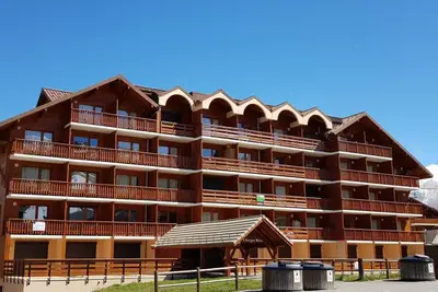 Image de À 100m des pistes de ski, 3ème étage, balcon, télévision, casier à ski, 28m², La Joue du Loup
