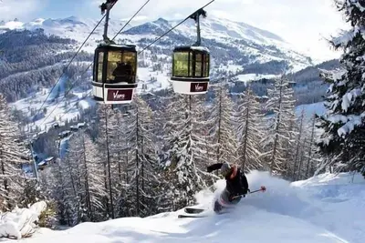Image de 200m du centre station, 2ème étage, télévision, casier à ski, 25m², Vars