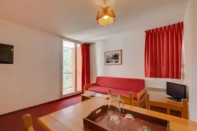 Image de 100m du centre station, balcon, parking, télévision, casier à ski, 30m², Les 2 Alpes