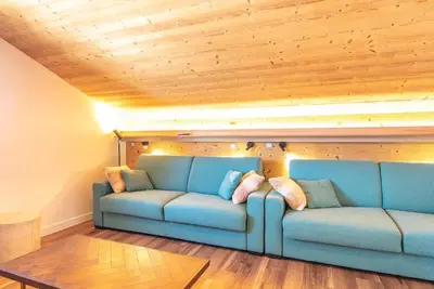 Image de À 200m des pistes de ski, balcon, parking, télévision, casier à ski, 65m², Valmorel