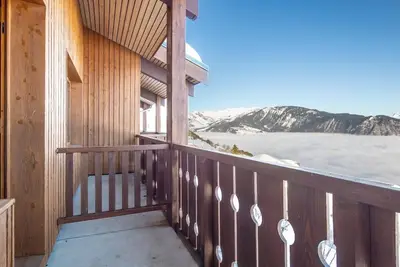 Image de 200m du centre station, balcon, parking, télévision, casier à ski, 55m², Valmorel