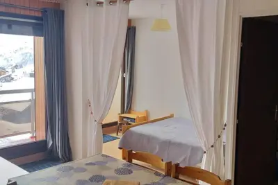 Image de 300m des commerces, Rez-de-chaussée, balcon, télévision, 32m², La Toussuire