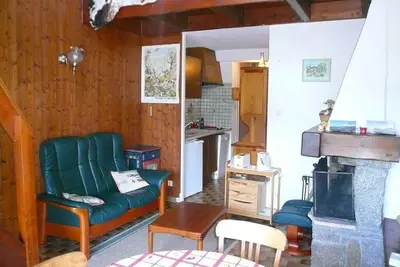 Image de 2ème étage, balcon, parking, télévision, casier à ski, 42m², Combloux