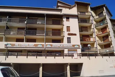 Image de 300m du centre station, 2ème étage, terrasse, télévision, 28m², Sauze - Super Sauze