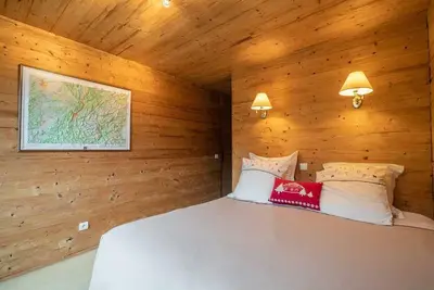 Image de À 115m des pistes de ski, étage -1, vue montagne, balcon, télévision, casier à ski, 97m², Valmorel