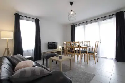 Image de 150m du centre station, 1er étage, terrasse, balcon, télévision, 78m², Serre Chevalier