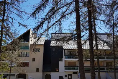 Image de 20m du centre station, télévision, casier à ski, 18m², La Joue du Loup