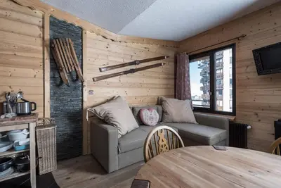 Image de À 300m des pistes de ski, 12ème étage, télévision, 35m², Tignes