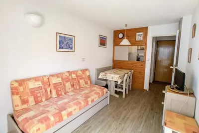 Image de À 100m des pistes de ski, 3ème étage, balcon, télévision, casier à ski, 27m², Tignes