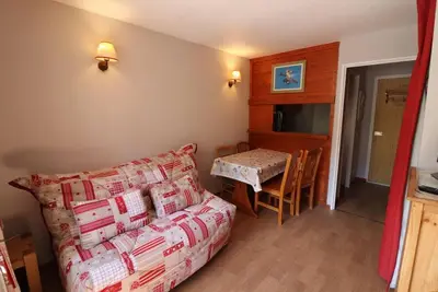 Image de À 10m des pistes de ski, 3ème étage, balcon, télévision, casier à ski, 18m², Tignes